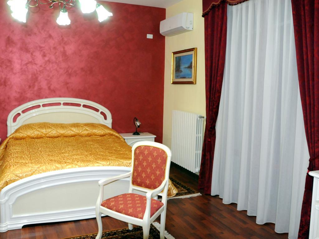 B&B Diamante Nissoria Phòng bức ảnh