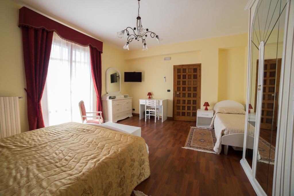 B&B Diamante Nissoria Ngoại thất bức ảnh