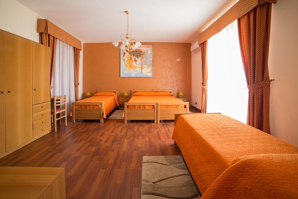 B&B Diamante Nissoria Ngoại thất bức ảnh