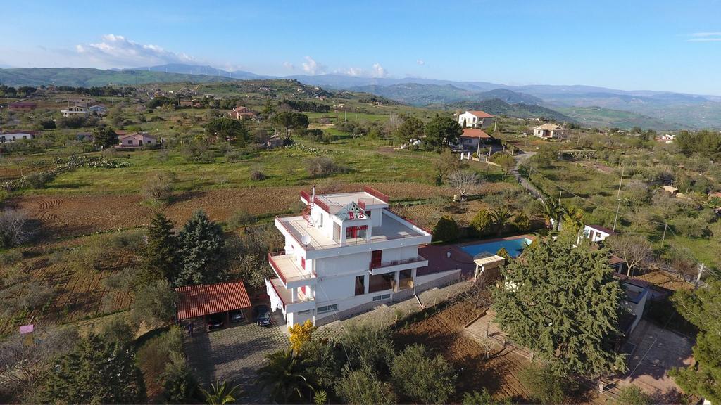 B&B Diamante Nissoria Ngoại thất bức ảnh